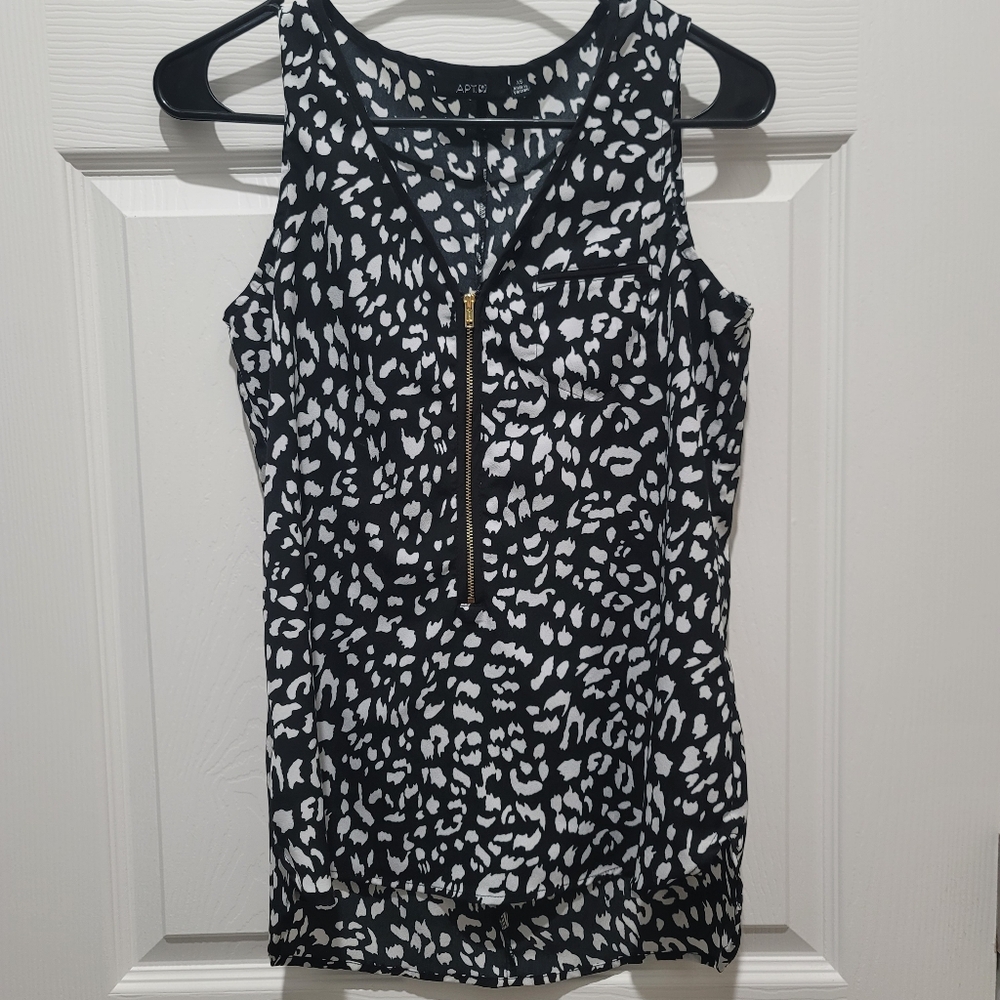 Apt9 Cheetah Print Zip Up Blouse Excellent Condition